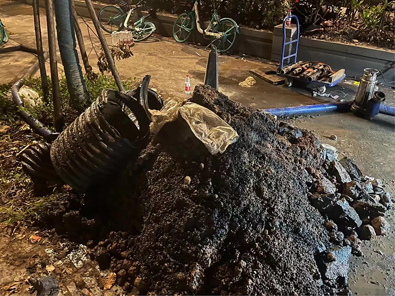 丰都本地下水道疏通师傅，不通不收费【距您500米】